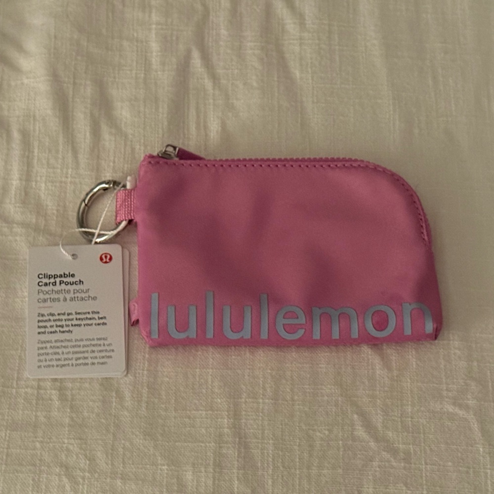 NWT Lululemon Pink Clippable Card Pouch
